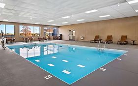 Surestay Plus By Best Western Stevensville St. Joseph 3*